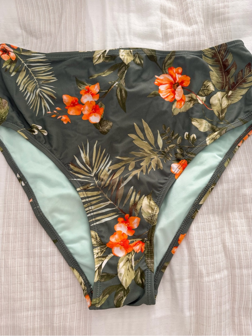 Cupshe Olive Green Tropical Floral High-Waist Bikini Bottom with Orange Blooms